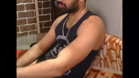 Vicky online show from 25, 12, 2024