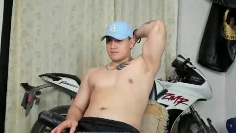 Snapshot of kaledd_musclee chatting on 10, 1, 2025 Kaledd musclees room Master online show from 10, 1, 2025