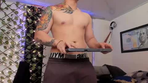 Snapshot of kaledd_musclee chatting on 18, 2, 2025 Kaledd musclees room Master online show from 18, 2, 2025