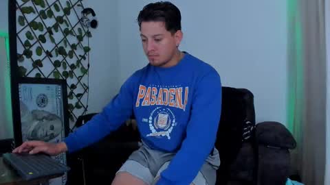 Snapshot of kaledd_musclee chatting on 9, 9, 2025 Kaledd musclees room Master online show from 9, 9, 2025