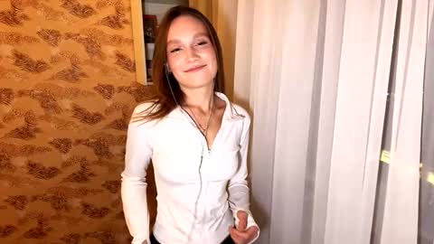 Snapshot of kallieboice chatting on 30, 10, 2025 Kallie online show from 30, 10, 2025