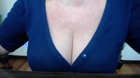 Snapshot of kamaliasim chatting on 22, 3, 2026 KamaliaSim online show from 22, 3, 2026