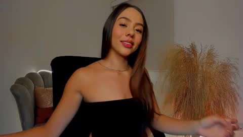 Kamila Monroe online show from 23, 12, 2025