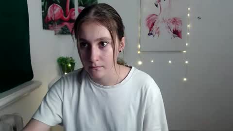 kamilla_love_ online show from 9, 10, 2025