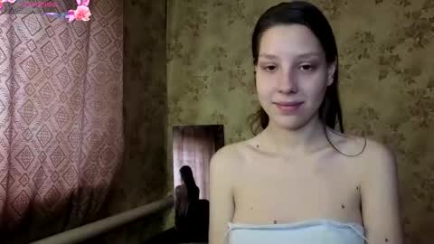 Snapshot of kamisalling chatting on 15, 3, 2026 Mari Simmons online show from 15, 3, 2026