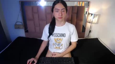 Snapshot of kammi_candy chatting on 14, 10, 2025 -- kammi -- online show from 14, 10, 2025