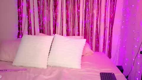 kamrynmarie69 online show from 20, 12, 2024