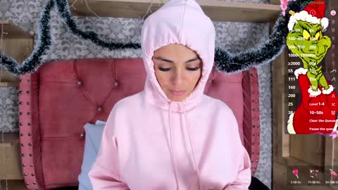 hello  Im Danni online show from 30, 12, 2024