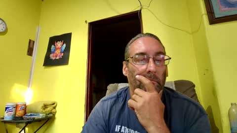 Snapshot of kansasfarmer1 chatting on 10, 10, 2025 kansasfarmer1 online show from 10, 10, 2025