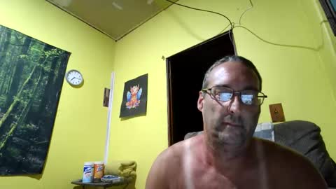 Snapshot of kansasfarmer1 chatting on 12, 10, 2025 kansasfarmer1 online show from 12, 10, 2025