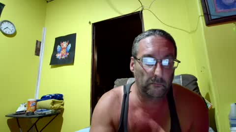 Snapshot of kansasfarmer1 chatting on 25, 10, 2025 kansasfarmer1 online show from 25, 10, 2025