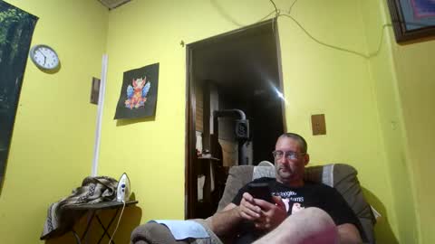 Snapshot of kansasfarmer1 chatting on 20, 12, 2025 kansasfarmer1 online show from 20, 12, 2025