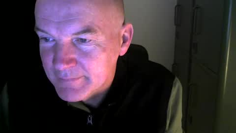Robbie online show from 25, 12, 2024
