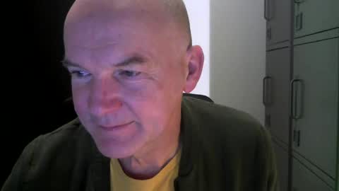 Robbie online show from 9, 2, 2025