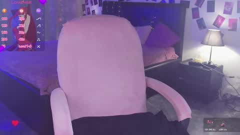 Snapshot of karambamoon chatting on 20, 11, 2025 Lera online show from 20, 11, 2025