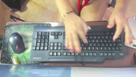 Karen online show from 1, 2, 2025