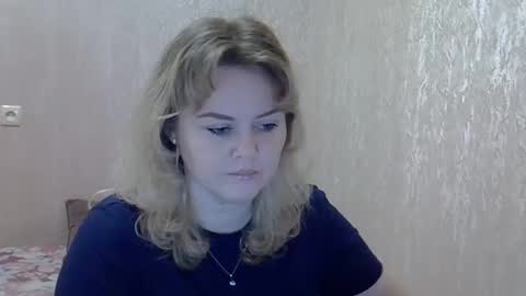 karennelsonx online show from 28, 12, 2024