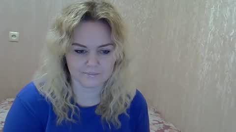 karennelsonx online show from 6, 3, 2025