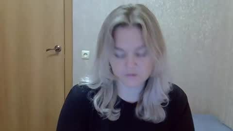 karennelsonx online show from 8, 10, 2025