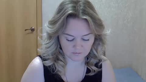 karennelsonx online show from 9, 11, 2025