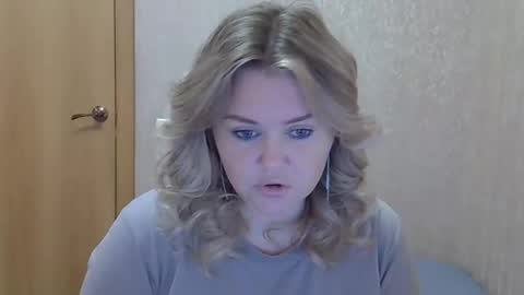 karennelsonx online show from 11, 11, 2025