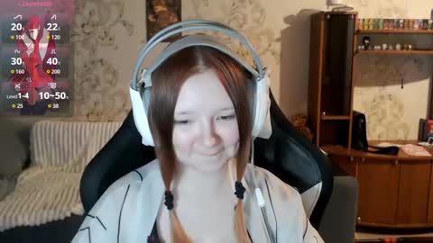 Lisa Backler online show from 7, 10, 2025