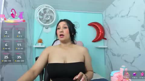 Snapshot of karime_sexygirl chatting on 11, 11, 2025 Karime online show from 11, 11, 2025
