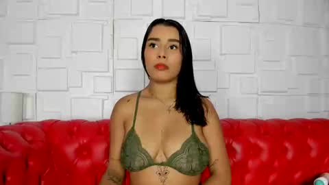 Snapshot of karina_aurora chatting on 6, 2, 2025 karina_aurora online show from 6, 2, 2025