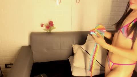 Snapshot of karina_gomez_18 chatting on 5, 11, 2025 Kari online show from 5, 11, 2025