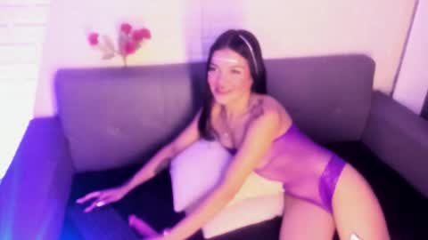 Snapshot of karina_gomez_18 chatting on 7, 11, 2025 Kari online show from 7, 11, 2025