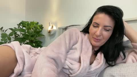 Karina online show from 25, 12, 2024