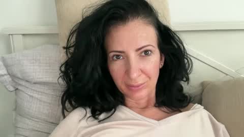 Karina online show from 4, 1, 2025