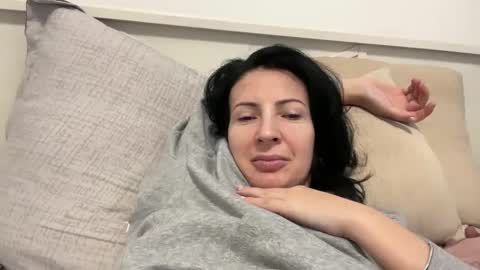 Karina online show from 2, 3, 2025