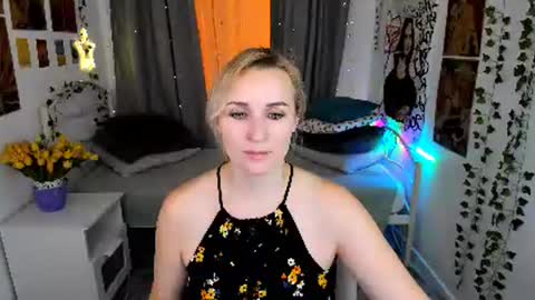 Karina  online show from 2, 3, 2025