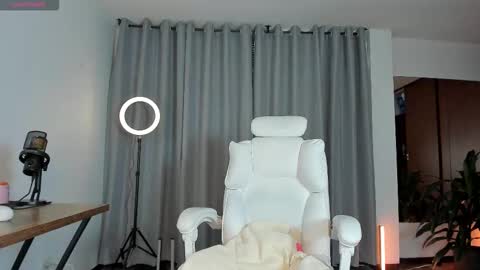 Snapshot of karinnixx chatting on 15, 3, 2026 Karin online show from 15, 3, 2026