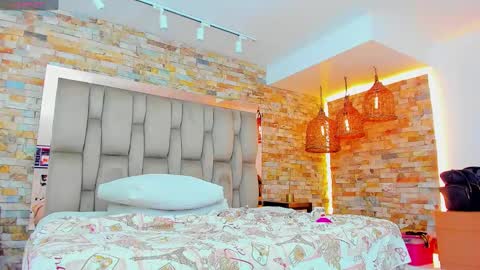 Snapshot of karla_dunn chatting on 3, 2, 2025 Karla online show from 3, 2, 2025