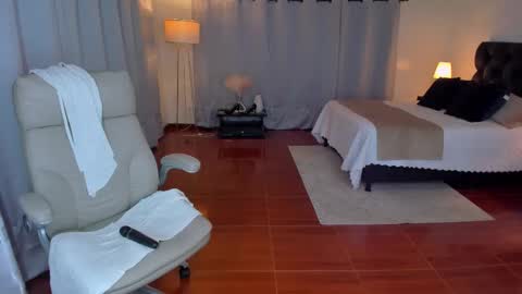 Karlita online show from 12, 2, 2026