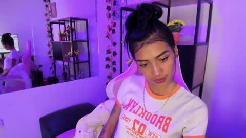 karlaslutskinny__ online show from 3, 2, 2026