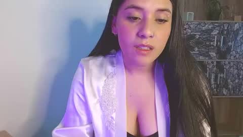 Snapshot of karlie_kloy chatting on 17, 2, 2025 kloy online show from 17, 2, 2025