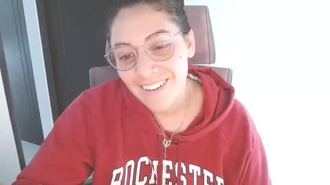 Snapshot of karlie_kloy chatting on 24, 9, 2025 kloy online show from 24, 9, 2025