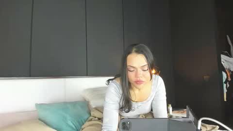 KarolCorreaT online show from 18, 3, 2026