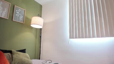 Snapshot of karlye_5 chatting on 8, 10, 2025 Karlye online show from 8, 10, 2025