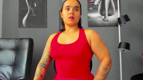 Snapshot of karlyjons_ chatting on 20, 11, 2025 online show from 20, 11, 2025