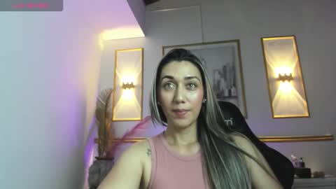 karlyy_ online show from 17, 12, 2025