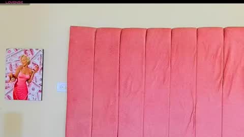 karoline online show from 1, 12, 2025