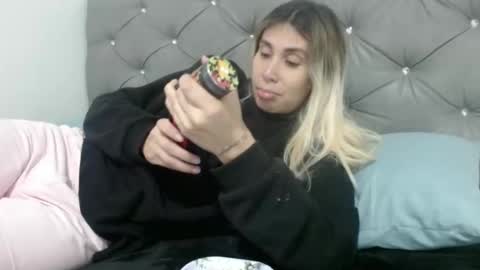 karol28g online show from 25, 12, 2024