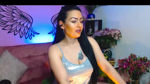 Karol Kenedy online show from 2, 10, 2025