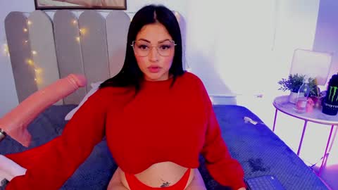 Snapshot of karol_page1 chatting on 10, 12, 2024 KAROL online show from 10, 12, 2024