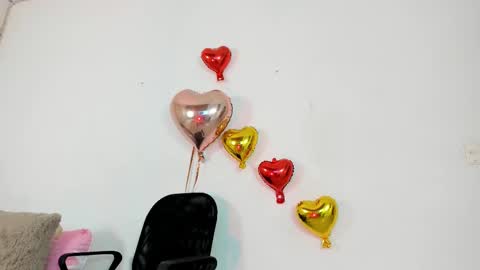 karol_w10 online show from 1, 3, 2025