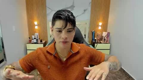 Snapshot of karolandluna chatting on 9, 10, 2025 Karol and Luna online show from 9, 10, 2025